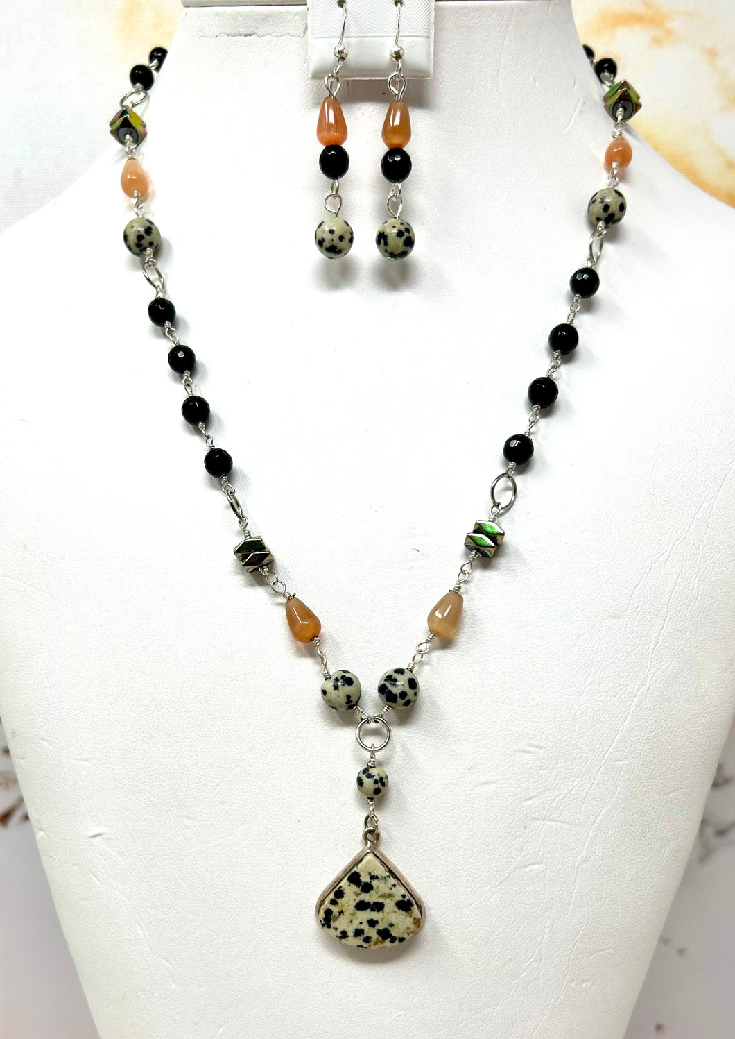 Dalmatian Jasper and Black Onyx Set