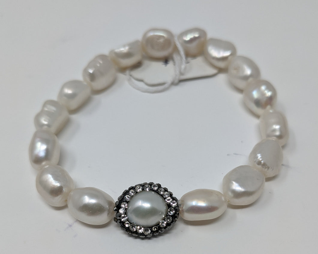 Pearl Stretchy Bracelet